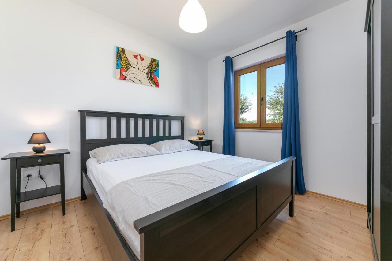 Grebac Villa Kastelir Exterior photo
